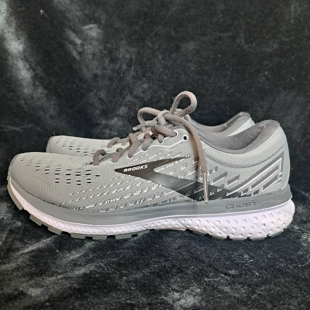 Brooks Ghost 13 Womens SZ 9‎ Gray Athletic Running Walking Shoes Sneakers NOSOLE